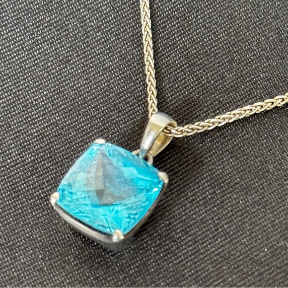 Blue Topaz Pendant Necklace With 10” Silver Plated Chain - Picture 4 of 5